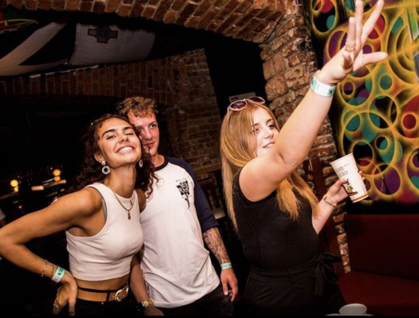 Prague: Beer Pong Experience with Unlimited Czech Beer - The 2-Hour Unlimited Beer Pong Flow (No Guesswork)