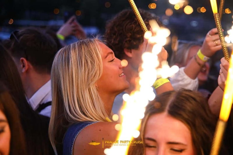 Prague : Boat Party with Afterparty at EPIC - From Loď Odra to a Full Night: How the Timing Works