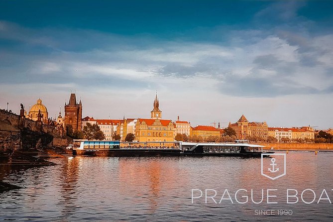 Prague Boats 3-hour Dinner Cruise - Key Things to Know Before You Board