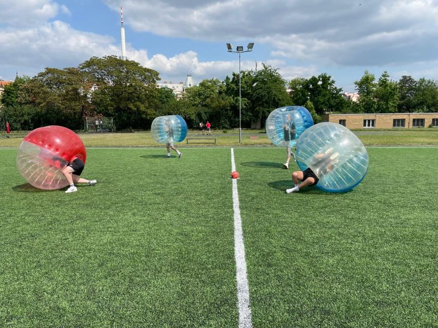 Prague: Bubbles football - Zorb Football in centrum - Getting ready on the field: changing room, stretch, and rules