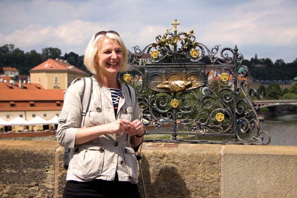 Prague: Castle and Jewish Quarter Tour - Key Highlights You’ll Actually Feel in the Moment