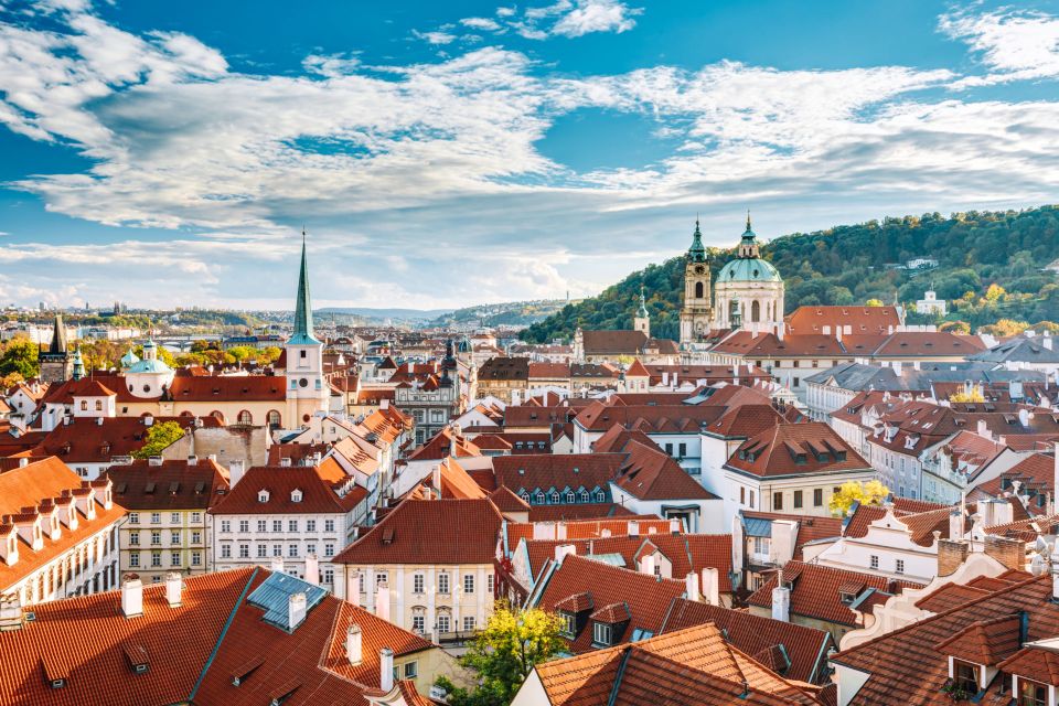Prague: Castle and Lesser Town Walking Tour with Local Guide - Key highlights