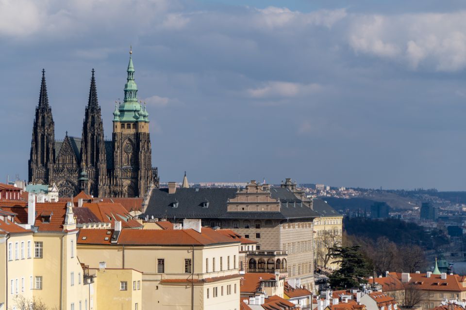 Prague: Castle Grounds & Highlights Walking Tour small-group - What You’ll Finish With at Hradcany Square