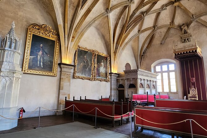 Prague Castle Private Walking Tour - Stop Two: Old Royal Palace and State Ceremonies in Action
