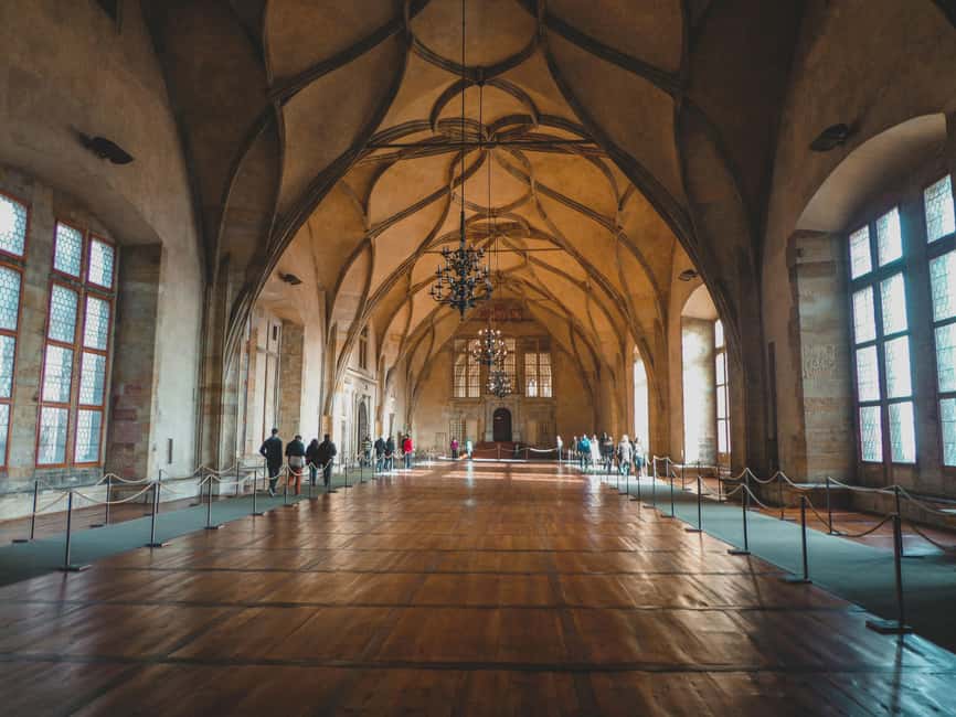Prague Castle St. Vitus Cathedral, Royal Palace, St. George's Basilica - Key Points to Know Before You Go