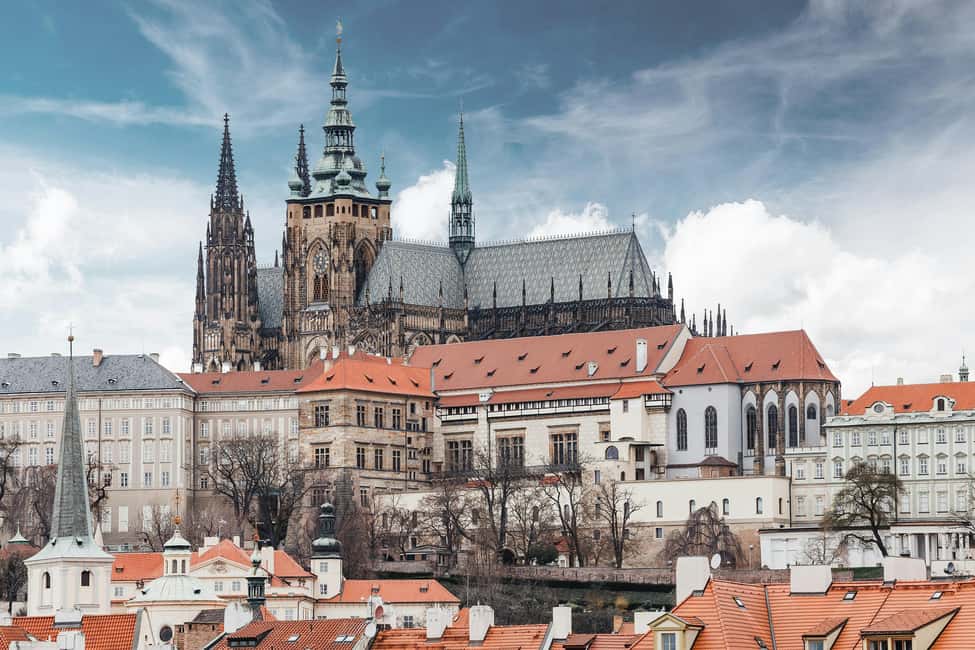 Prague Castle St. Vitus Cathedral, Royal Palace, St. George's Basilica - Starting at Pražský hrad: How You Begin This Prague Castle Loop