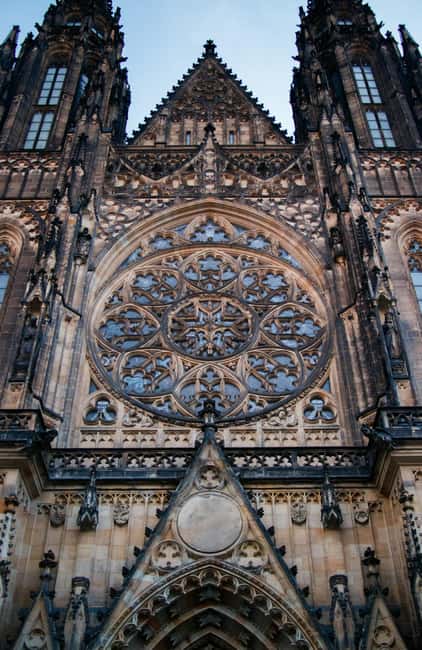 Prague Castle St. Vitus Cathedral, Royal Palace, St. George's Basilica - St. George’s Basilica: A 10th-Century Tomb With a Shocking Backstory