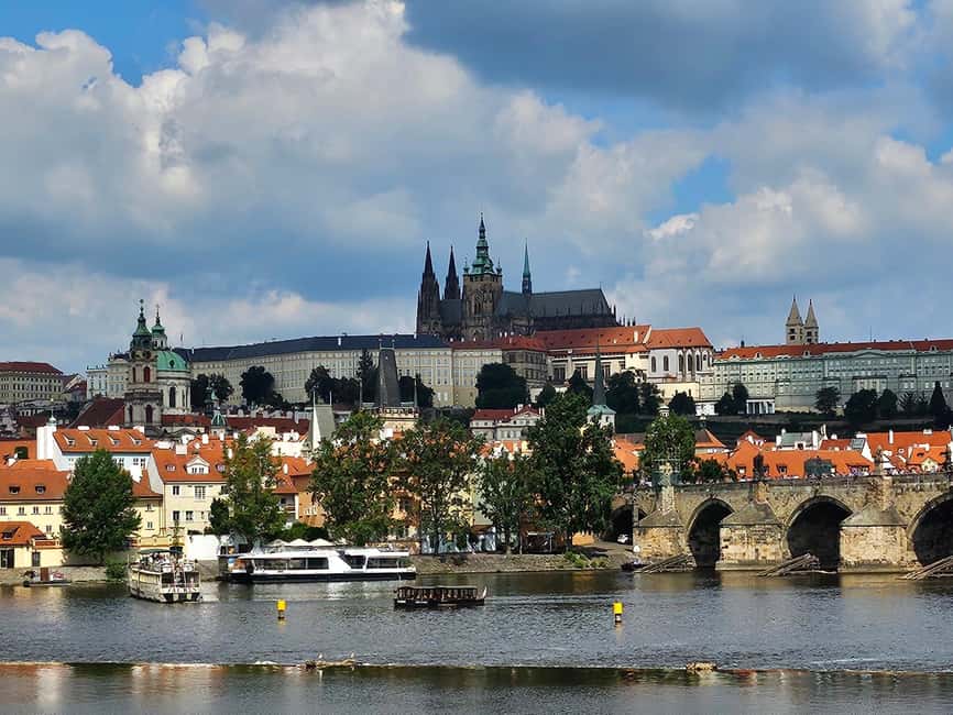 Prague Castle tour - Prague Castle feels easier when someone else sets the order