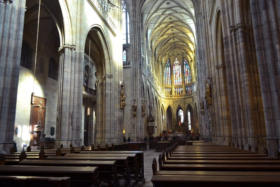 Prague Castle Walking Tour with Live Guide - Price and Value: Is $17 Worth It at Prague Castle?