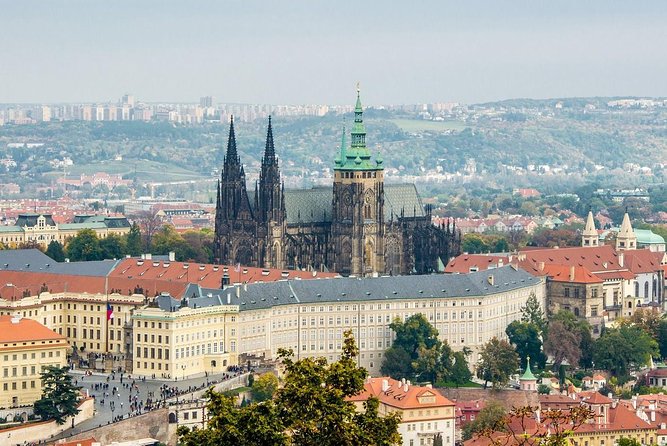 Prague Castle Walking Tour - Meeting in Malá Strana and starting on the right foot