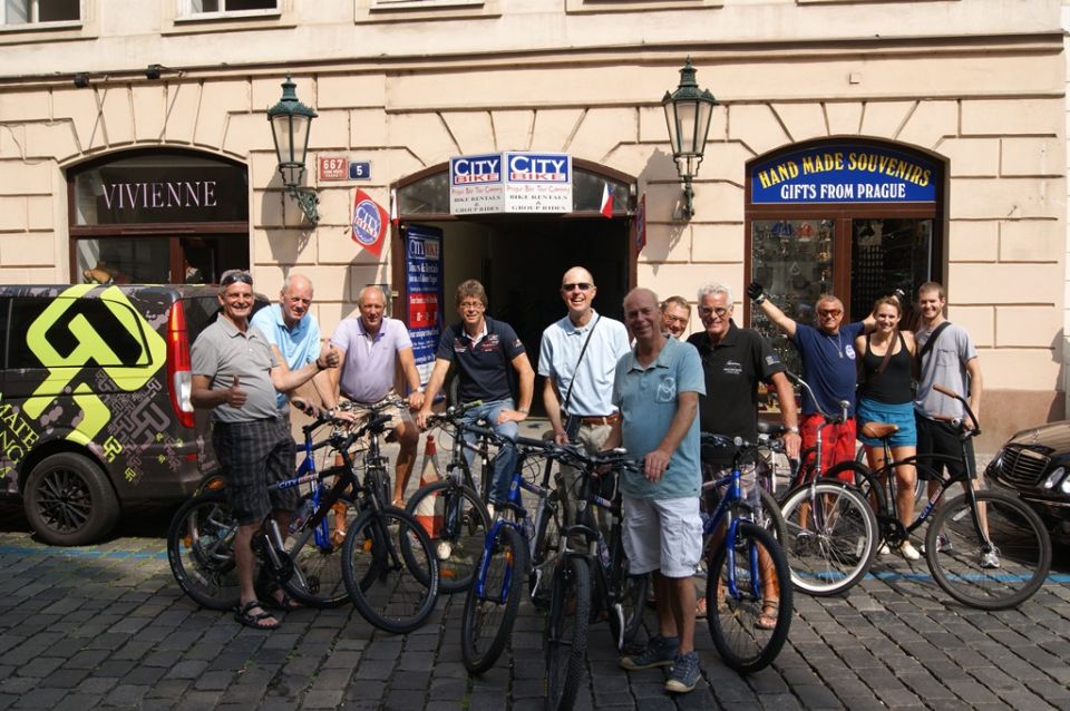 Prague City Bike guided tour - Meeting at Kralodvorská: start point, gear, and first-bike nerves