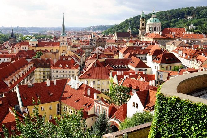 Prague City Highlights Private Tour for Kids and Families - Prague Castle and Old Town, Made Manageable for Families