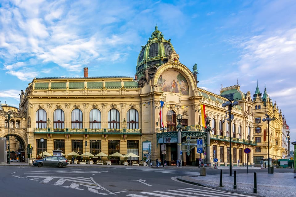 Prague: Classical Concerts at Smetana Hall, Municipal House - Seating, timing, and how to make the night flow