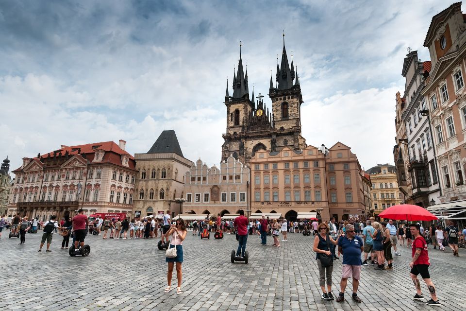 Prague Complete Tour in Spanish & Lunch, Tickets - Prague Castle: Why This Stop Is Worth the Energy