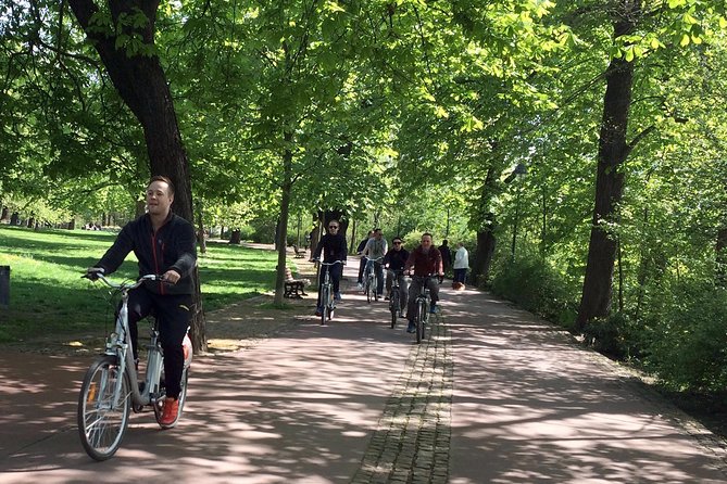 Prague E-Bike Tour - Stunning Viewpoints (small group) - Who this tour suits best