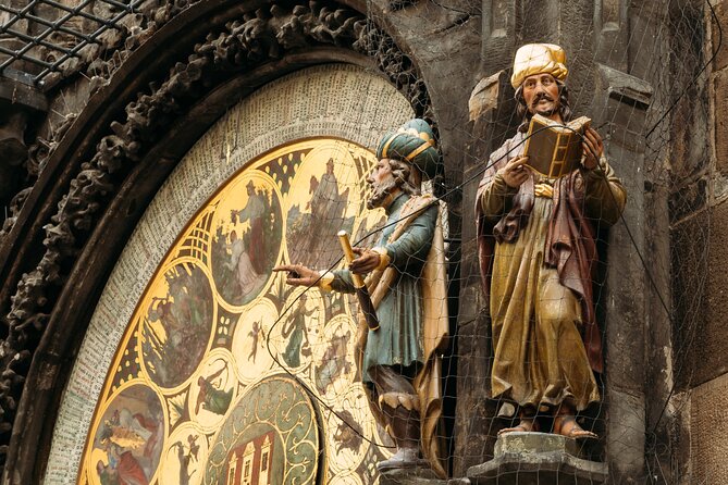 Prague Essential - Stare Město (Old Town Square): beauty on top of unforgettable events
