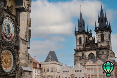 Prague Essential Tour Old Town and Jewish Quarter - Týn Church at the skyline line: spotting the twin towers with context