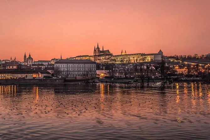 Prague Fairytale Tour: Old Town And Castle private tour - A private 3-hour route built for classic Prague vibes