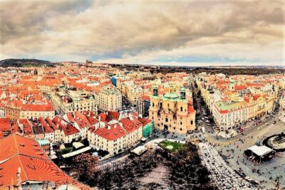 Prague Fairytale Tour: Old Town And Castle private tour - Prague Castle in one hour: what you can realistically do