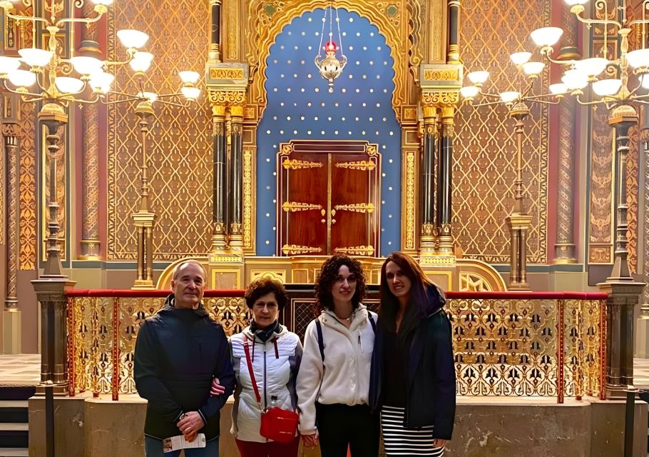 Prague: Guided Tour inside the Jewish Cemetery & Synagogues - Spanish Synagogue: The European-Showstopper Stop Plus Free Time