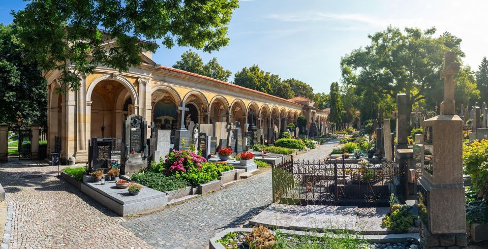 Prague: Guided tour to the historic fortress of Vyšehrad - Vyšehrad Fortress: Your Story-First Start Above the Vltava