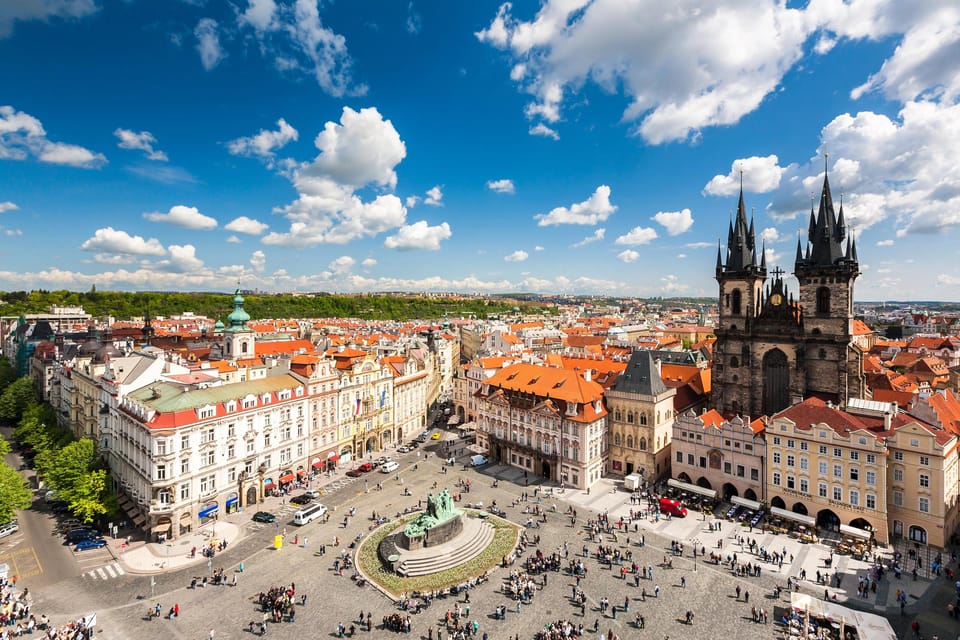 Prague: Highlights of Prague Private Half-Day Tour by Car - St. Vitus Cathedral: smart time, not just photo time
