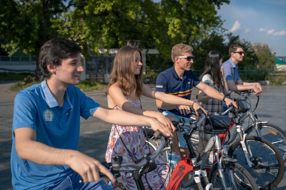 Prague Highlights: Segway & E-Scooter Tour with Taxi Pick-Up - Petrin Hill, the Vltava River, and an Old Town finale