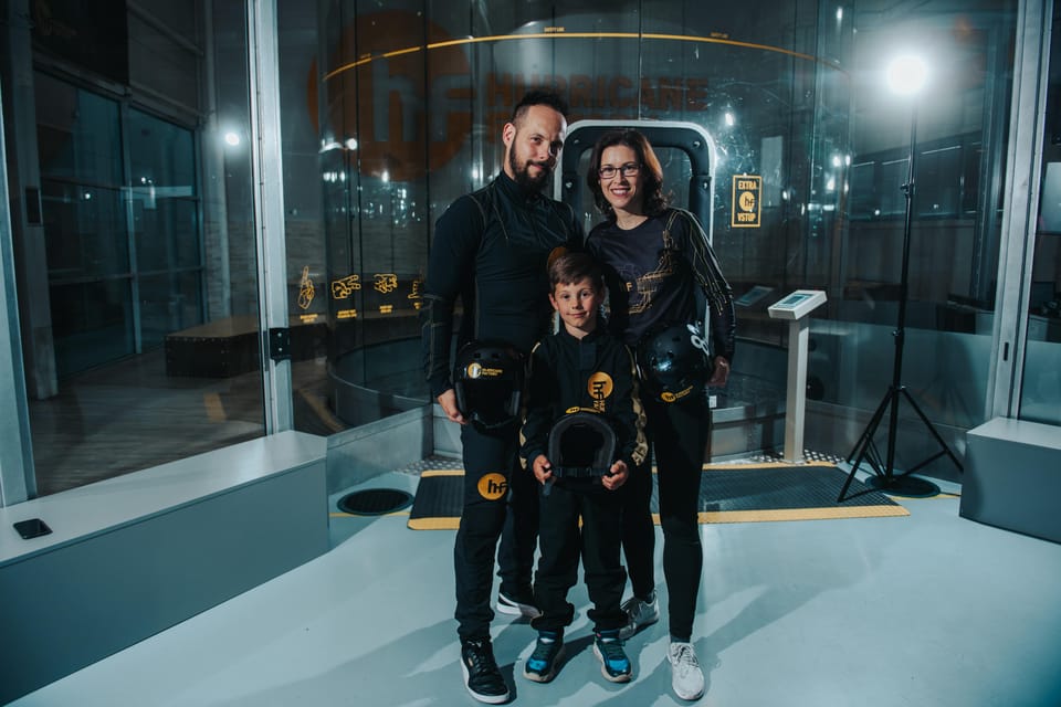Prague: Hurricane Factory Indoor Skydiving Experience - Inside the tunnel: your “freefall” minutes