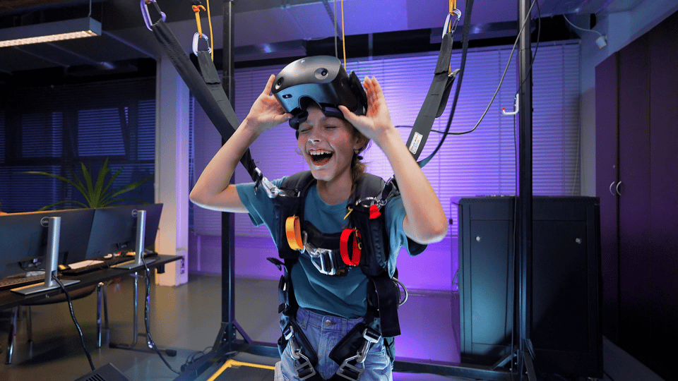 Prague: Hurricane Factory Parachute Jump VR Simulator - Training-style realism: what you should expect in the motion