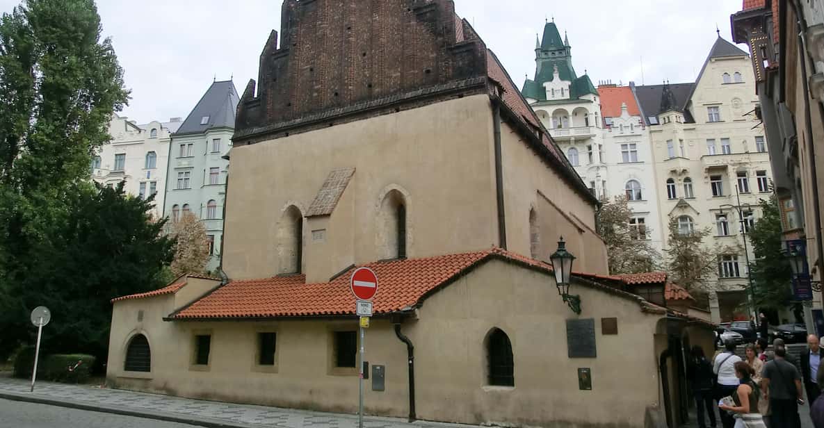 Prague: Jewish Quarter and Museum Guided Tour - Jewish Town Hall and the High Synagogue: Orientation Before You Go Inside