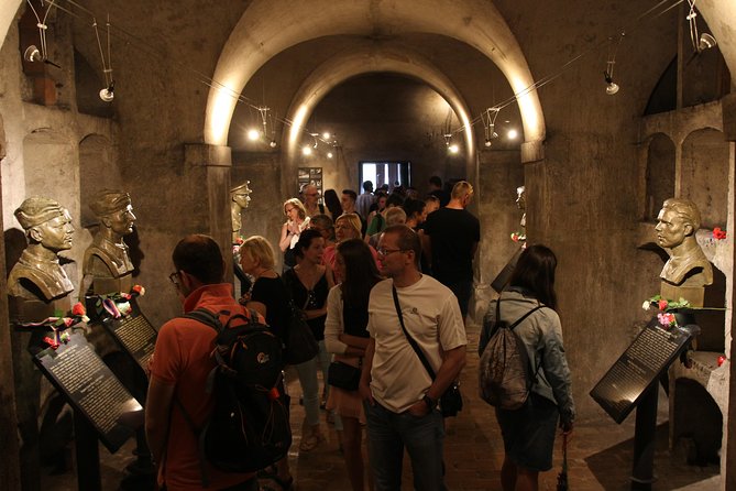 Prague Jewish Quarter and WW2 Private Tour - The value of a private guide like Jana (and why it matters on this topic)
