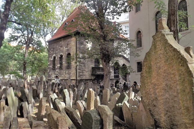 Prague Jewish Town Admission Ticket & Optional Audio Guide - Maisel Synagogue: Bohemian Lands, 10th to 18th Century