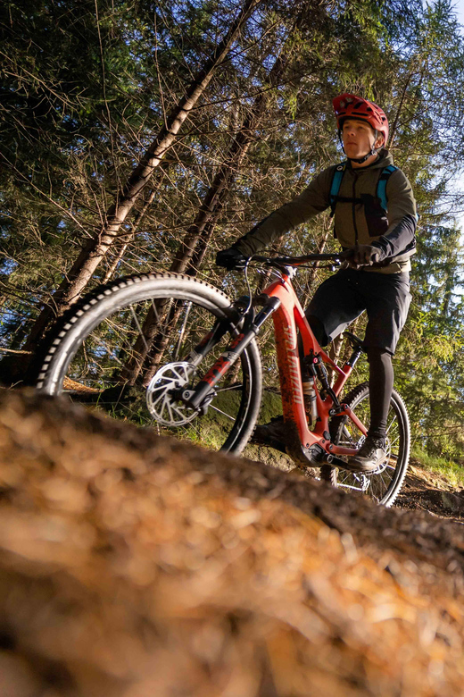Prague Mountain Biking: Blast Through The Best Singletracks - A top bike and a calm guide, with one catch