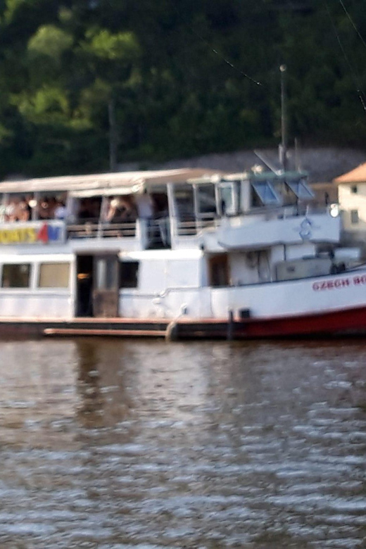Prague: New Year's Eve Cruise through Midnight - Prague Castle and Charles Bridge: Why the River Perspective Works