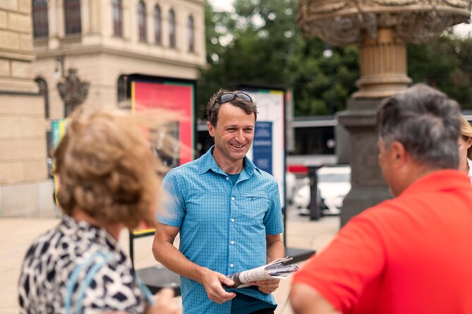 Prague Old Town and Jewish Quarter 90 minutes Guided Tour - Key highlights at a glance