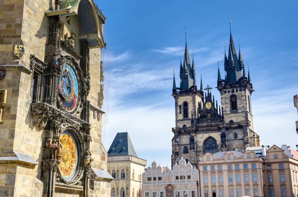 Prague Old Town Family Tour, Attractions, Royal Castle - Private, Family-Friendly Guide: How It Changes the Old Town