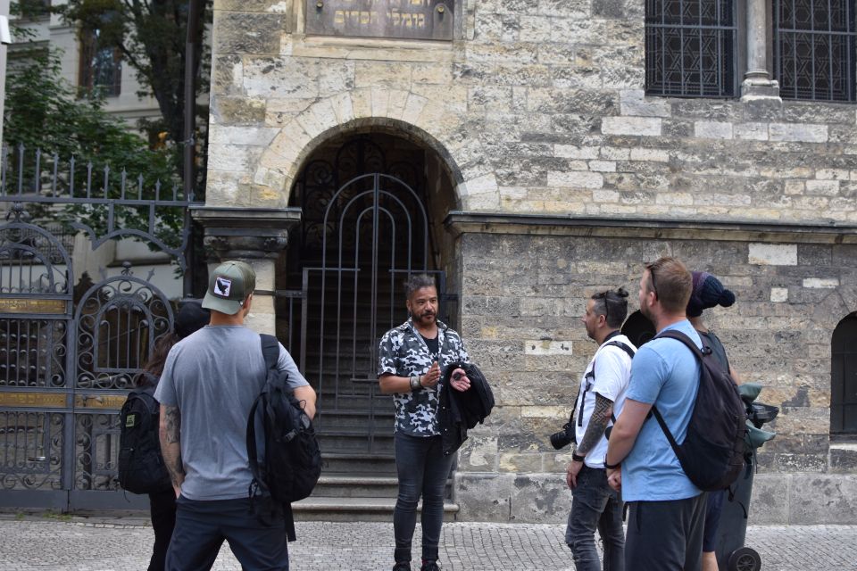 Prague: Old Town, Prague Castle & River Cruise Day Tour - Who this tour suits best