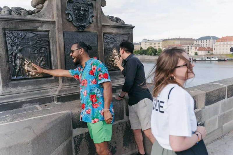 Prague: Old Town, Prague Castle & River Cruise Day Tour - The lunch reset: plan your time, not your panic