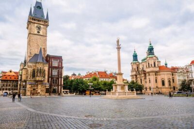 Prague: Old Town Square and Astronomical Clock Audio Guide - The “tour” model: self-paced audio guide, not a live group