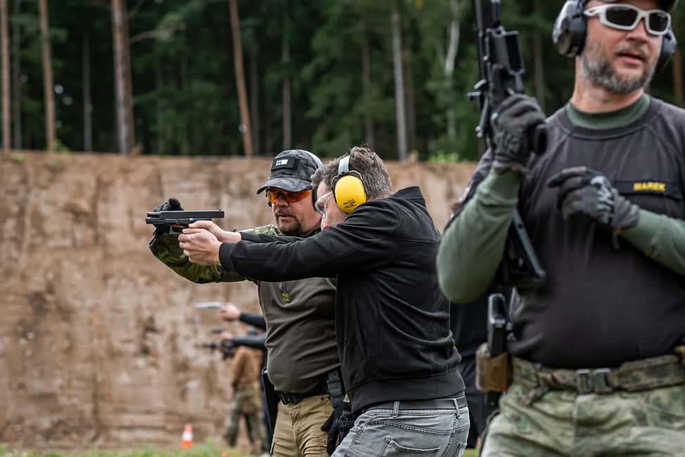 Prague: Outdoor Shooting Experience with up to 10 Guns - Prague Ranger: How the 3–3.5 Hour Plan Actually Flows
