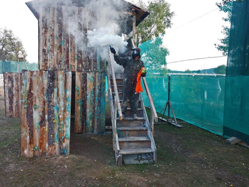 Prague: Paintballing Games - Languages and the Host Setup: Why Communication Helps