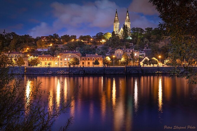 Prague Photoshoot for Couples, Betrothed, Family & Friends - Prague Castle and Charles Bridge: The Two Signature Photo Moments