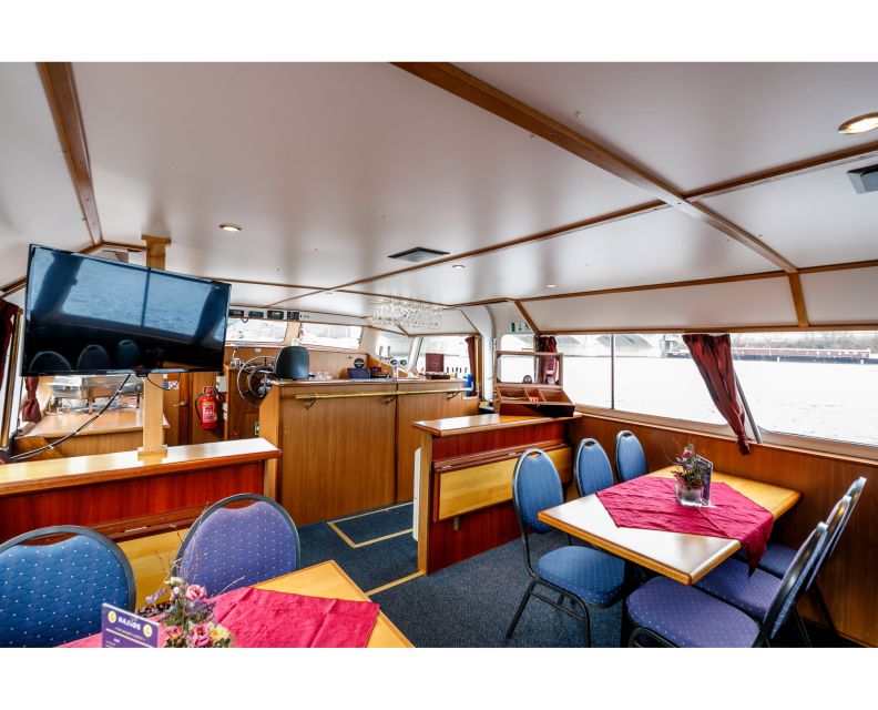 Prague: Private Beer Boat Cruise with Unlimited Beer - Weather, Timing, and Group Setup You Should Plan Around