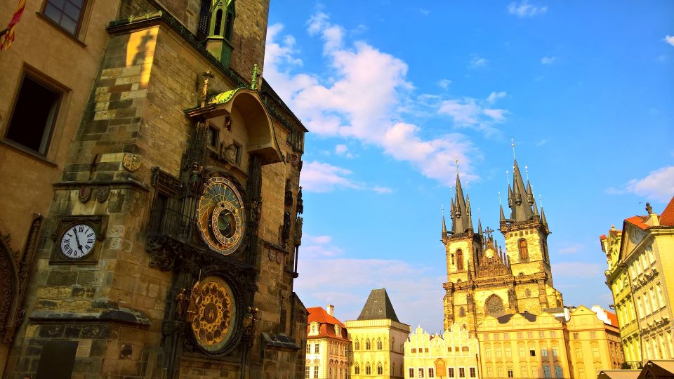 Prague: Private City Tour by Minivan - Old Town Square and the Jewish Quarter drive: the civic core, seen efficiently