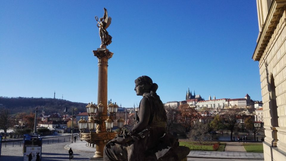 Prague: Private City Tour by Minivan - Price and value for a private group up to 2