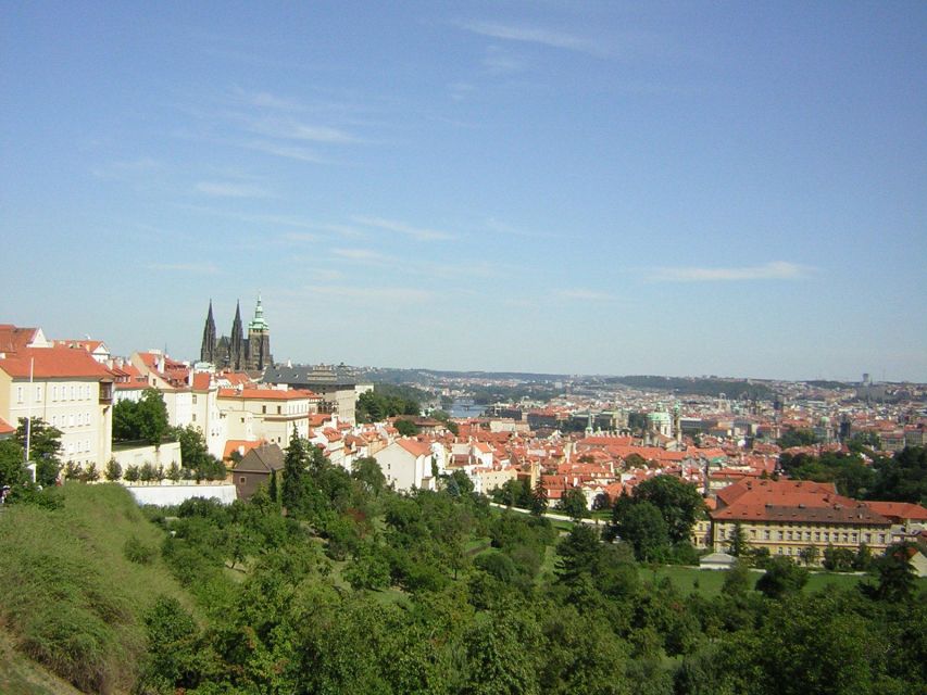 Prague: Private City Tour by Minivan - The guide factor: clear explanations and practical attention