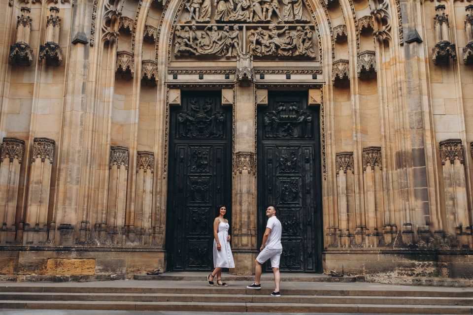 Prague: Professional Photoshoot at Prague Castle - Prague Castle in 45 Minutes: Why a Pro Shoot Works