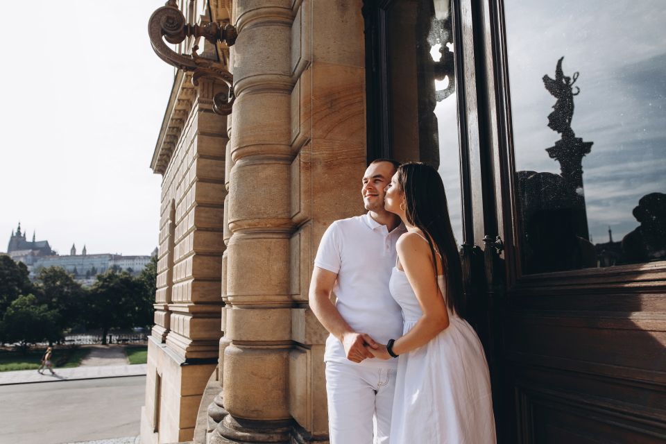 Prague: Professional Photoshoot at Prague Castle - Before You Go: What to Prepare for a Smooth Session