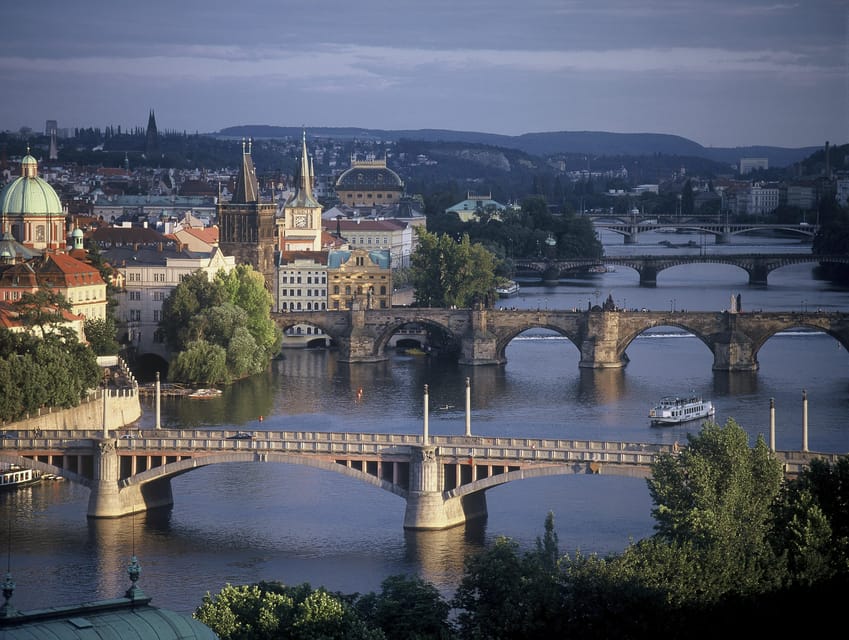 Prague: River Cruise with Transfer to Pier - The cruise route along the Vltava: Rudolfinum, Straka Academy, and Prague Castle views