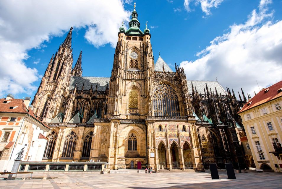 Prague Royal Castle, St Vitus, Golden Lane Tour with Tickets - Golden Lane in the castle complex: tiny houses, big stories